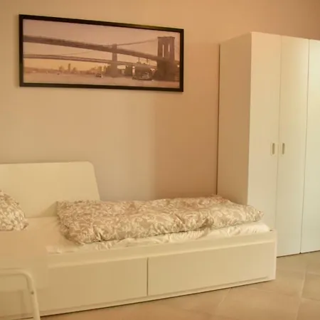 Nouvelle Et Belle Apartment *